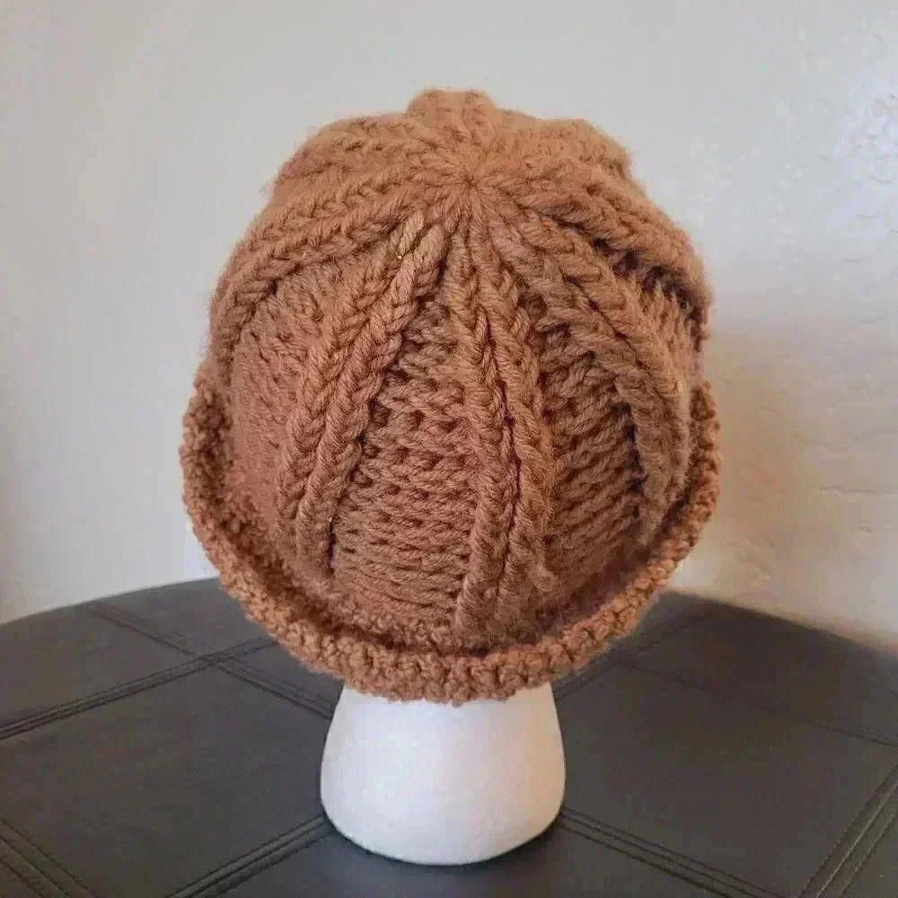 Betmar Unisex Adult Tan Acrylic Knit Yarn Bucket Hat EUC sz OS - Picture 6 of 10
